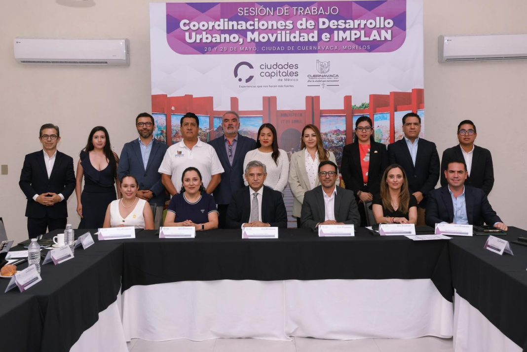 El presidente municipal de Cuernavaca encabeza la mesa de trabajo técnica con representantes de ciudades capitales del país.
