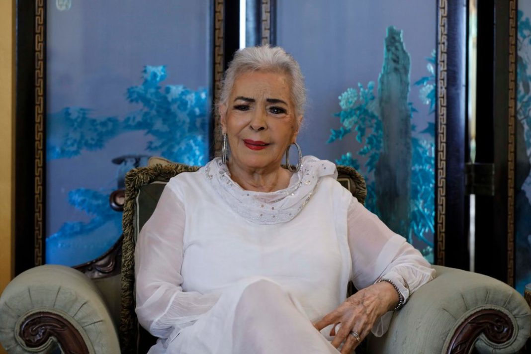 Fotografía de archivo de la actriz Elsa Aguirre, leyenda de la época del Cine de Oro en México.